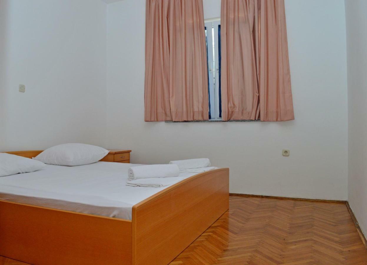 Apartments Macak Новаля Екстер'єр фото