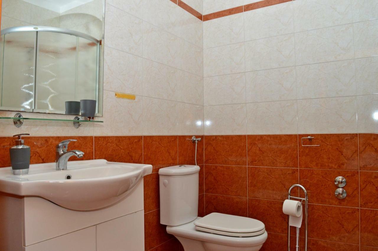 Apartments Macak Новаля Екстер'єр фото